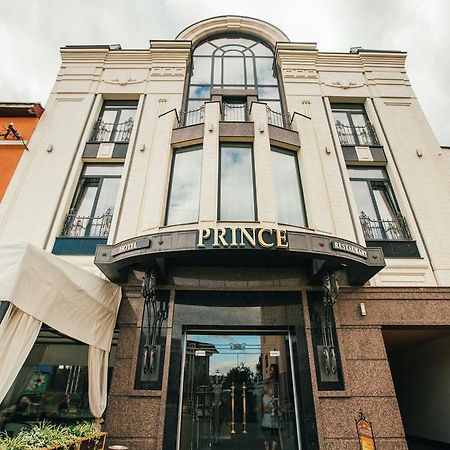 Prince Khust Exteriör bild